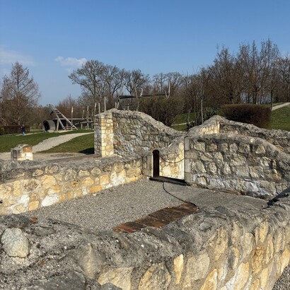 Resti di case a Carnuntum. Petronell-Carnuntum, Bassa Austria, ph. Flavius Roversi