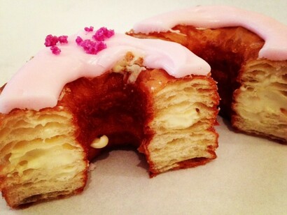 Cronuts recubiertos de mermelada