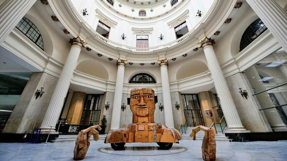 Sala do VII Festival Internacional de Teatro do Oprimido, no CCBB Rio de Janeiro. Já visitei esse lugar várias vezes e, sinceramente, nunca me canso. Toda vez que entro naquele prédio histórico, sou tomado por uma mistura de admiração, curiosidade e encantamento. Não importa se é a sua primeira ou décima visita: o CCBB sempre surpreende