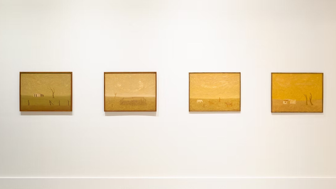 Alfredo Spampinato, Oro en el campo, vista de exhibición. Cortesía de Calvaresi