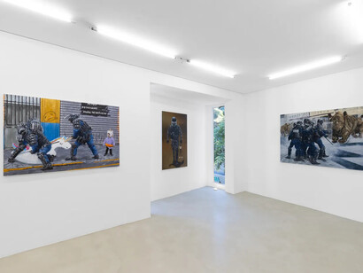 Gunga Guerra, Se correr o bicho pega, se ficar o bicho come, vista da exposição. Cortesia da Zipper Galeria