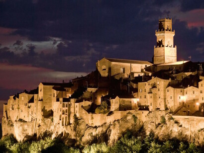 Pitigliano di notte