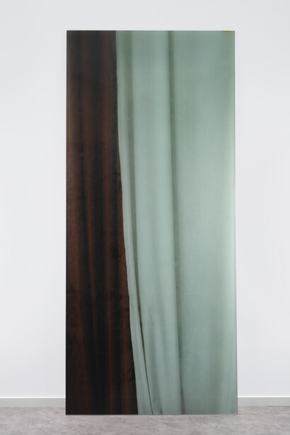 Aurélie Pétrel, 1962 [verre] - 28 avril minuit chez Roland, 2022. Courtesy of Ceysson & Bénétière 