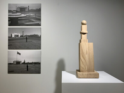 Seasons. Courtesy of Rossi & Rossi Gallery