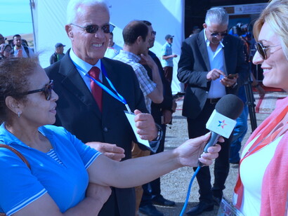Entrevista de la TV marroquí a Tania de Francisco, como prensa