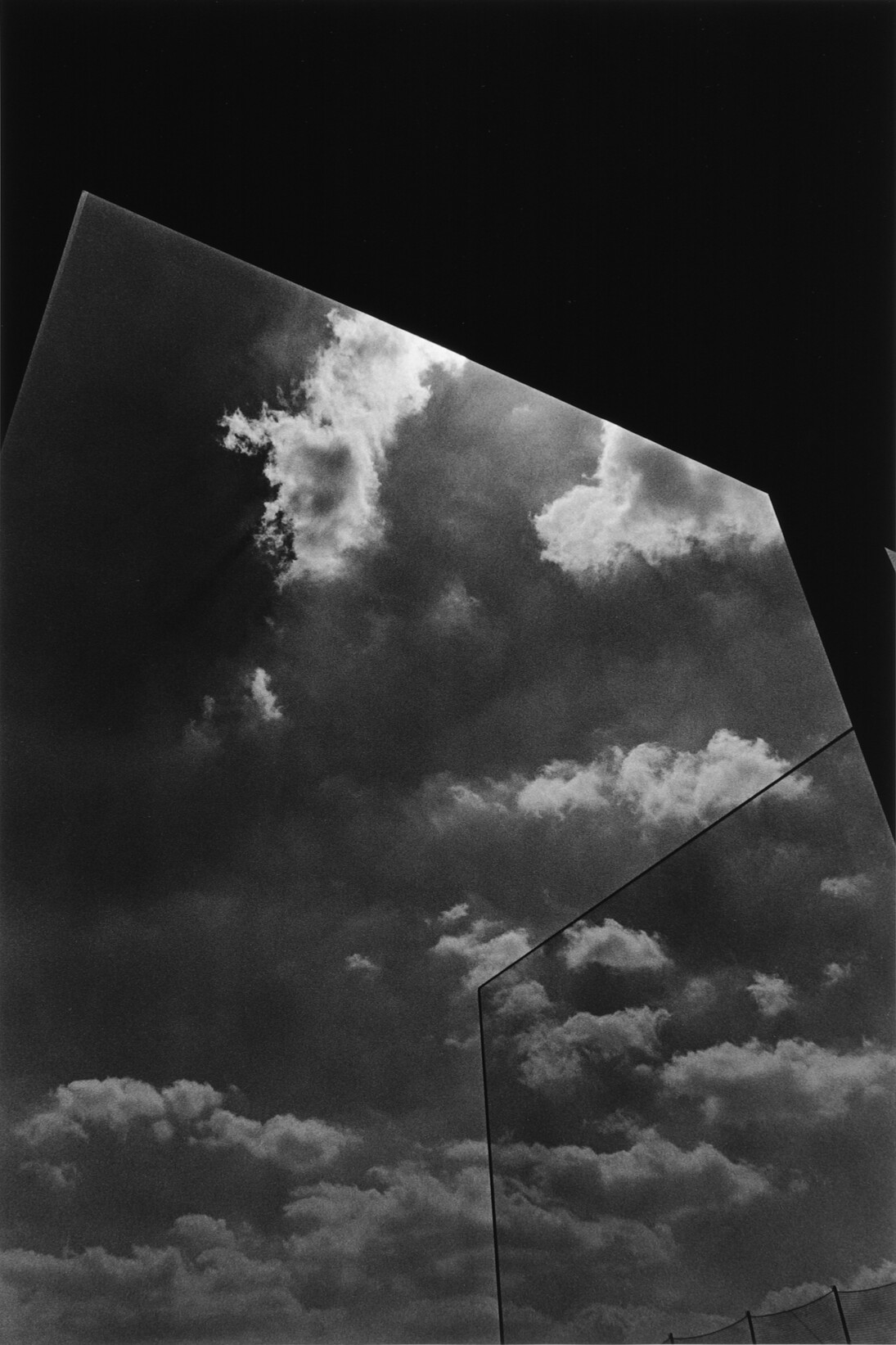 Kikuji Kawada, Glasshouse and Sky, Tokyo, 1981 © Kikuji Kawada. Courtesy Michael Hoppen Gallery