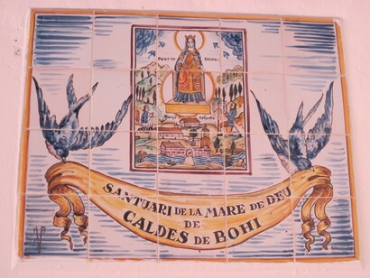 Valle de Boí. Azulejo en el Santuario de Caldes. Foto: Caterina López