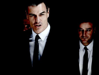 Sánchez y su asesor áulico, Iván Redondo