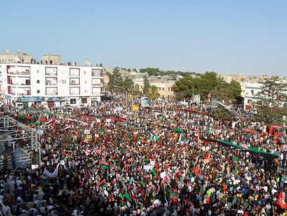 In 2011, protesters in Al Bayda rallied in solidarity with uprisings in Tripoli and Az Zawiyah during the Libyan revolution