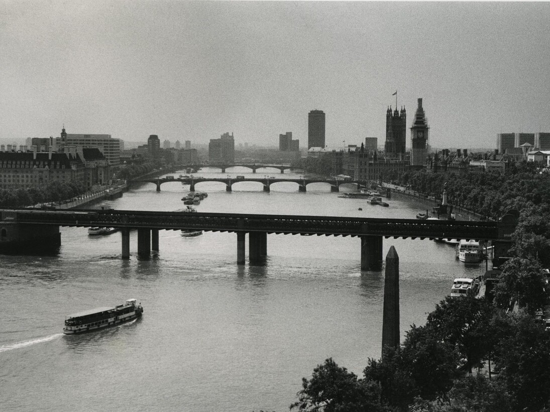 Andre Kertesz, London, View from Embankment. The Estate of Andre Kertesz 2015, Courtesy James Hyman Gallery, London