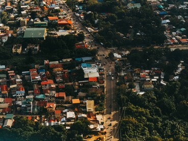 O agente trabalhador do povo é ao mesmo tempo um extensionista e um comunicador. Ele deve conhecer as condições vivas do povo, ter acesso às reações do povo e principalmente compreender o sentido do popular