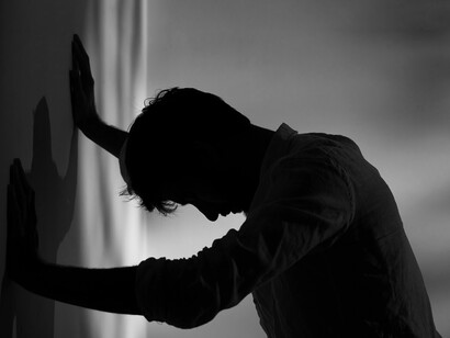 Entre los trabajadores de la salud se incrementaron los síntomas de depresión, ansiedad, distrés psicológico y mala calidad del sueño