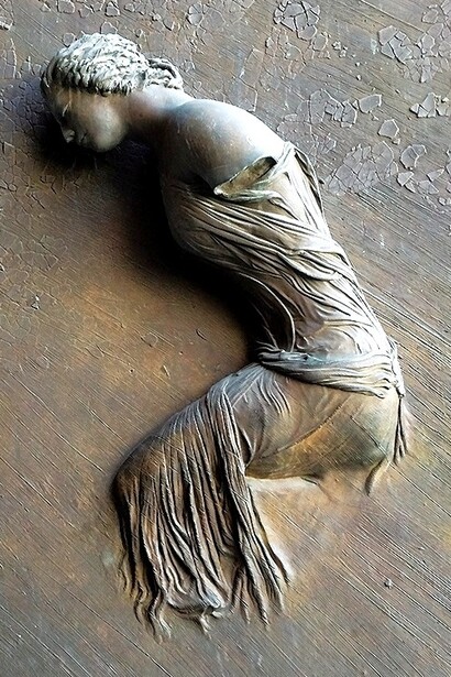 Roma, Basilica di Santa Maria degli Angeli, Igor Mitoraj, Porta destra, Vergine Maria, bronzo, ph. Silvia Massotti