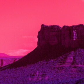 Hypercolour Fantasy. Courtesy of Garis & Hahn