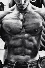 Before an international competition, Francesco is preparing to perform chest bench-presses with 62kg weights