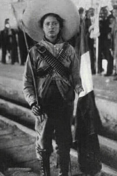 Adela Velarde Pérez tomó las armas y formó el grupo «Las Adelitas»