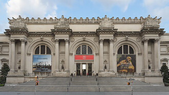 The Metropolitan Museum of Art (The Met) entrance in Upper East Side, Manhattan, New York City, USA
