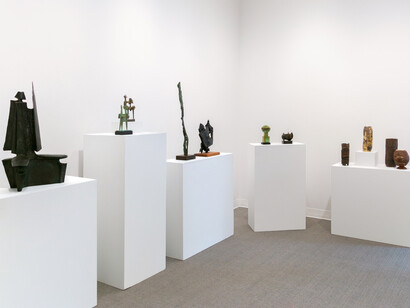 Various artists, A eye — Curated by artistic intelligence, exhibition view. Courtesy of Russo Lee Gallery