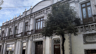 Fachada del Instituto Nacional de Antropología e Historia, en Ciudad de México