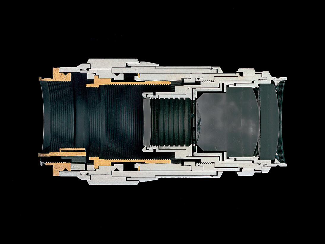 Christopher Williams, Untitled (Study in Gray), 1967 Citroen DS, Serial number: DS851360a, Color code: AC 118, Color name: gris etna, Color year: 1966, Studio Rhein Verlag, Düsseldorf, November 11, 2013, 2014, Image courtesy Galerie Gisela Capitain, Cologne; and David Zwirner, New York/London