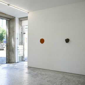Vasco Futscher, Rosebud, exhibition view. Courtesy of Kubikgallery 
