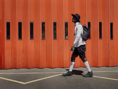 Me ilusiono cuando reconozco la segura pisada de quien sabe a dónde se dirige