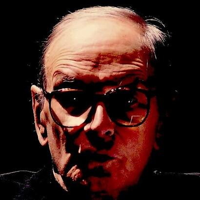 Que la tierra le sea leve, maestro