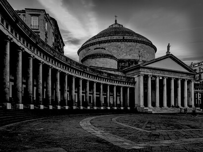 Napoli, una città eterna quanto i suoi misteri