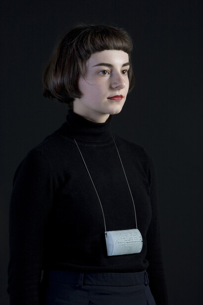 Jewellery: Wearable Glass. Courtesy of National Glass Centre