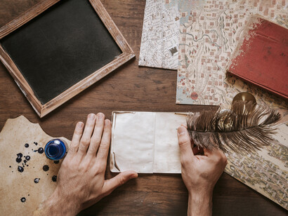 Las Máximas para Merceditas son mucho más que consejos: constituyen una guía de vida basada en valores universales como la verdad, la compasión y la libertad