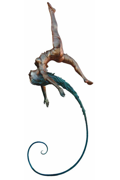 Andrea Roggi, Il volo della conoscenza, bronzo, 300 cm