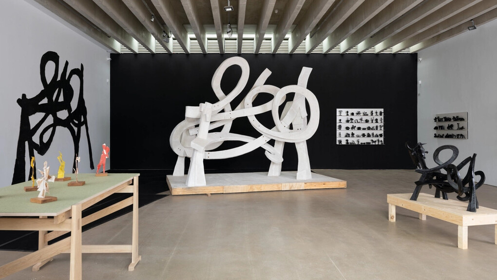 William Kentridge, The pull of gravity, exhibition view. Courtesy of Yorkshire Sculpture Park