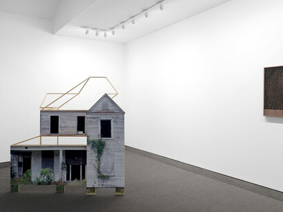 Facing Grain. Courtesy of Krakow Witkin Gallery