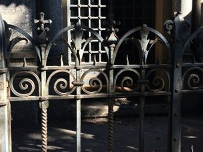 Monumental cemetery
