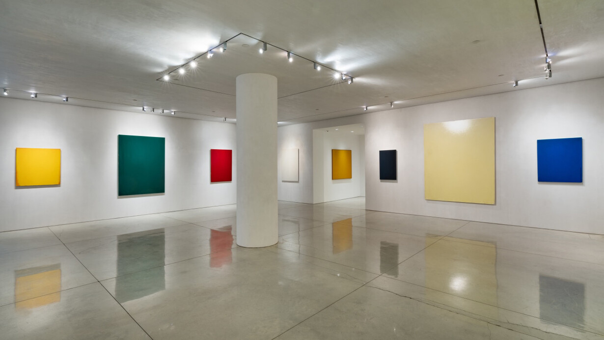 Homage to Joseph Marioni, exhibition view. Courtesy of Yares Art