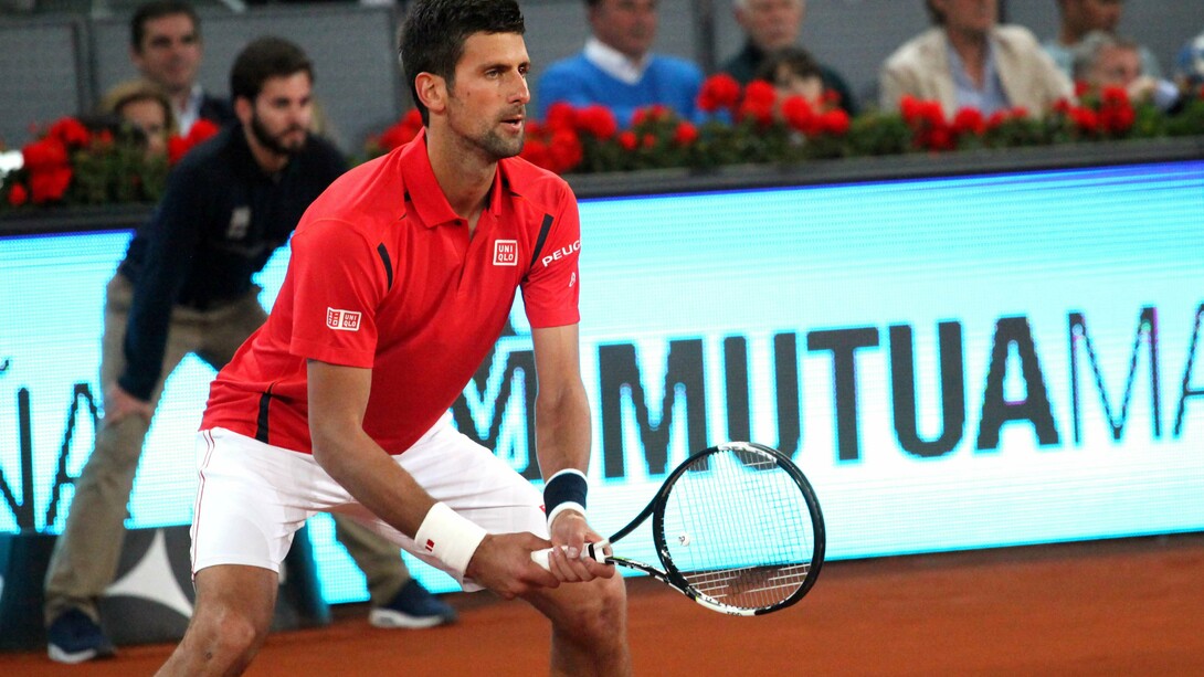 Novak Djokovic en el partido que disputó contra Milos Raonic en la pista Manolo Santana de la Caja Mágica. Foto: Lucía Castillo