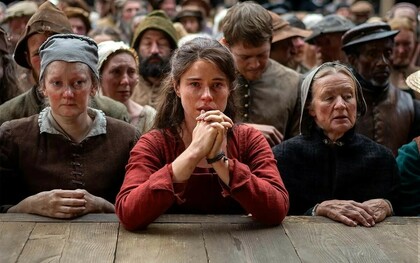 Somos transportados para a vida da família protagonista desse drama e levados a compartilhar o desenrolar de uma tragédia íntima de proporções desumanas