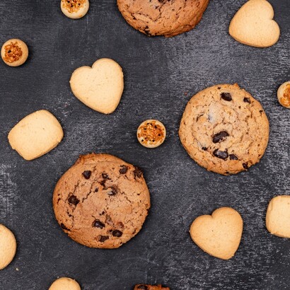 Cucinare dolci trasforma semplici ingredienti in momenti di gioia condivisa 