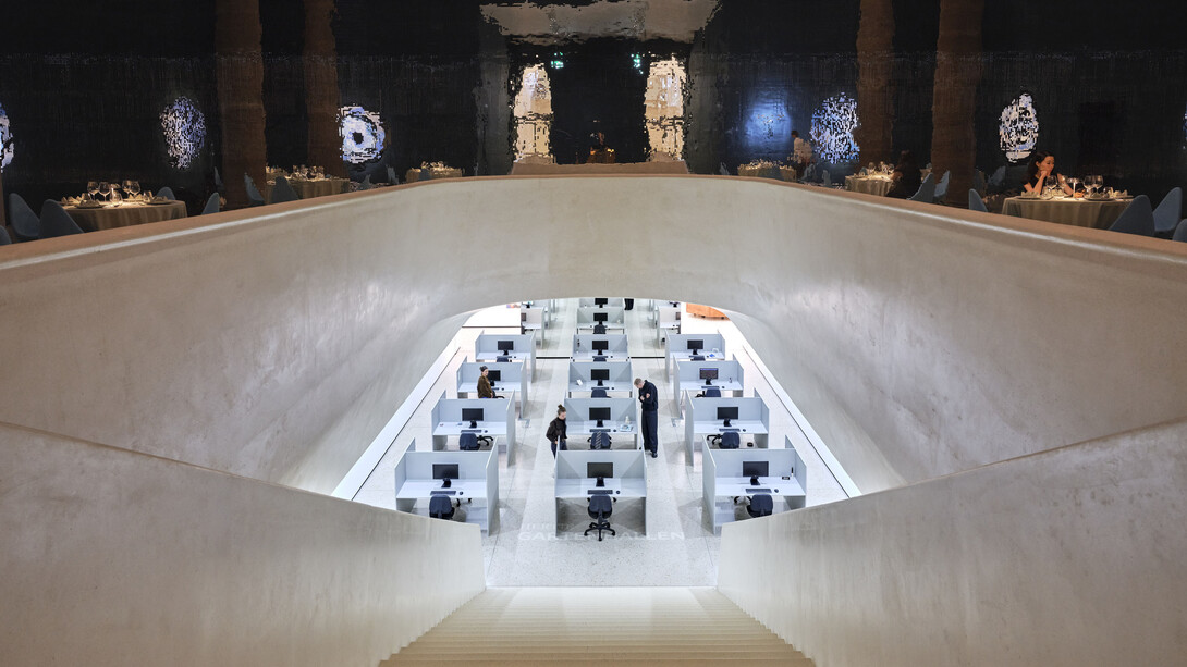 Elmgreen & Dragset, Stillleben mit gemüse, ausstellungsansicht. Mit freundlicher genehmigung des Städel Museums