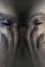 The same girl experiences at one point sadness and the other happiness 