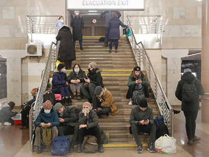 Shelter: many people remaining in Ukraine took shelter in subways and train stations