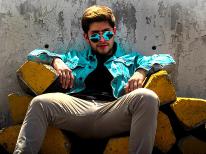 Distorsions et aliénations. On est arrogant parce qu’on est sûr de ce qu’on pense