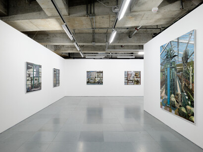 Installation view, Yuan Yuan, ‘Irregular Pearl’, Edouard Malingue Gallery, Hong Kong, 2020. Image courtesy of Edouard Malingue Gallery.