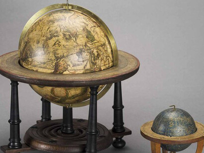 Stars, not only at Christmas Time. Courtesy of Kunstgewerbemuseum