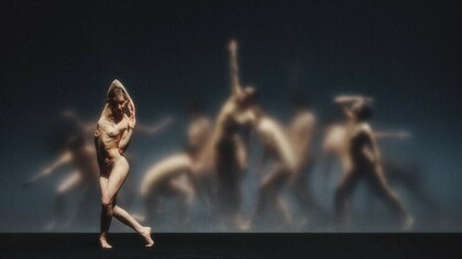 Stefania Tansini in Democracy in America di Romeo Castellucci, foto di Guido Mencari