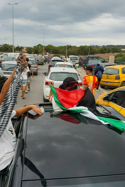 « La coopération de la communauté internationale est nécessaire pour fournir tous les moyens indispensables à la mise en œuvre des dispositions de l'accord et à son maintien, y compris un cessez-le-feu total à Gaza, l'achèvement de l'échange d'otages et de prisonniers, le retrait israélien et l'entrée de l'aide humanitaire et des secours dans la bande de Gaza. »