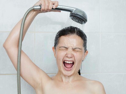 Una ducha fría