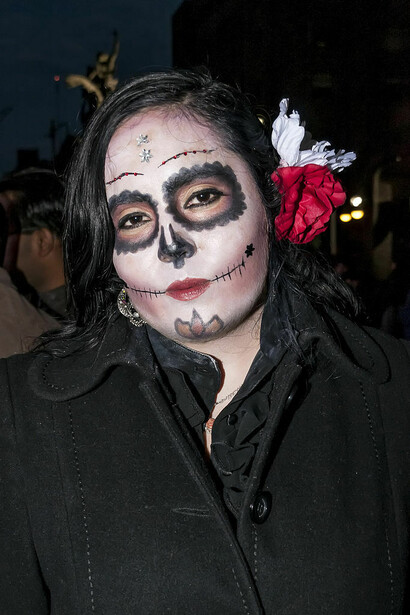 Una mujer representando a la Catrina durante el Día de los Muertos. Ciudad de México, México