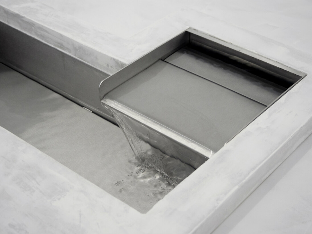 Sam Smith, E.1027#1, (detail) 2016, Venetian plaster, steel, spray paint, stainless steel, water. dimensions variable