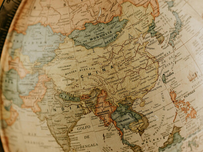Las tensiones entre potencias como China y Estados Unidos amenazan con polarizar al mundo y deteriorar aún más la legalidad internacional